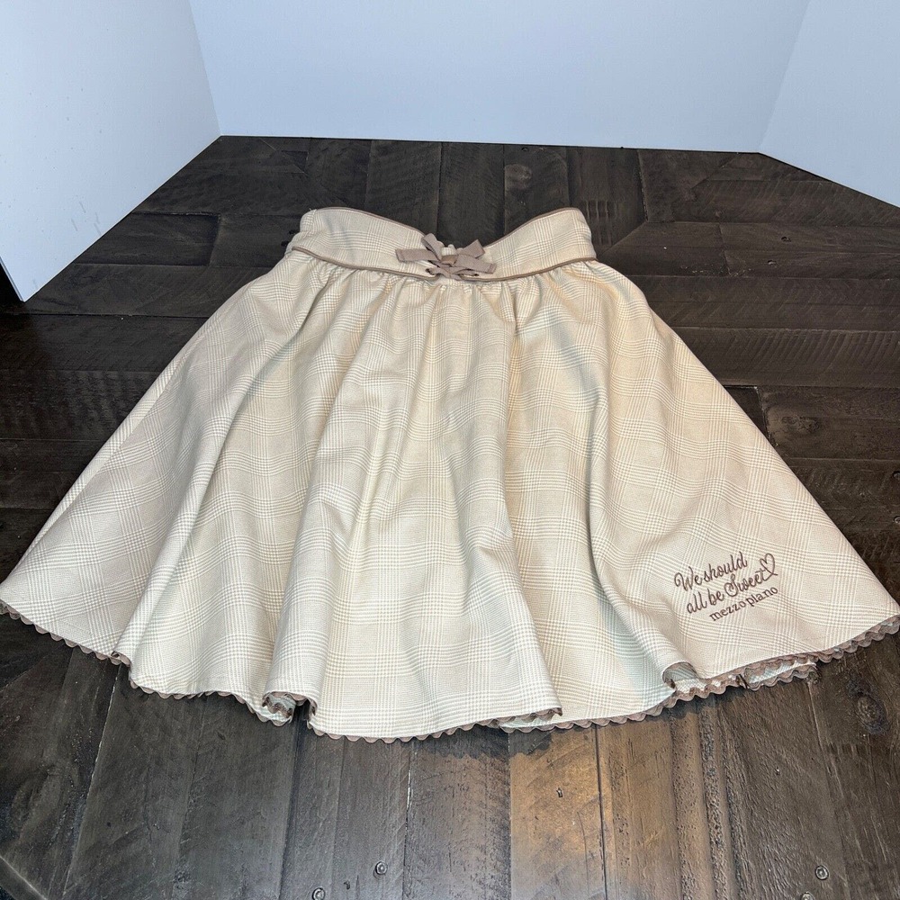 MIZZO PIANO JUNIOR GIRL CLASSY BEIGE SKIRT WITH INNER SHORTS & two side pocket